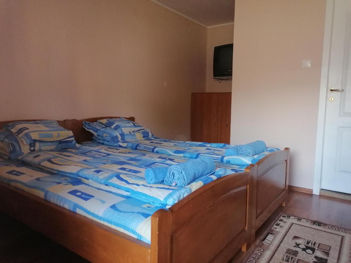 Pensiunea Fabian Vendeghaz Corund  Zewnętrze zdjęcie